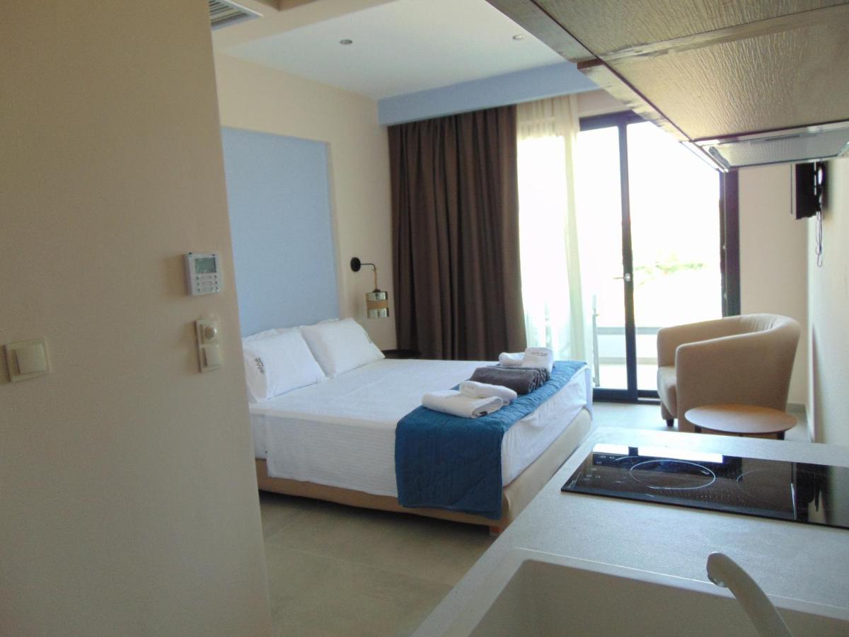 Domus Hospitality Aparthotel Vourvourou Buitenkant foto